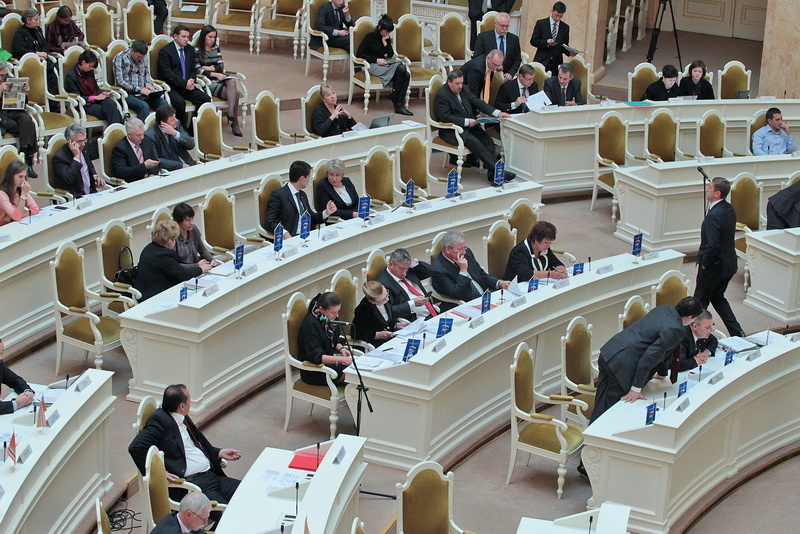 Оба альтернативных законопроекта о капремонте будут рассмотрены городским парламентом