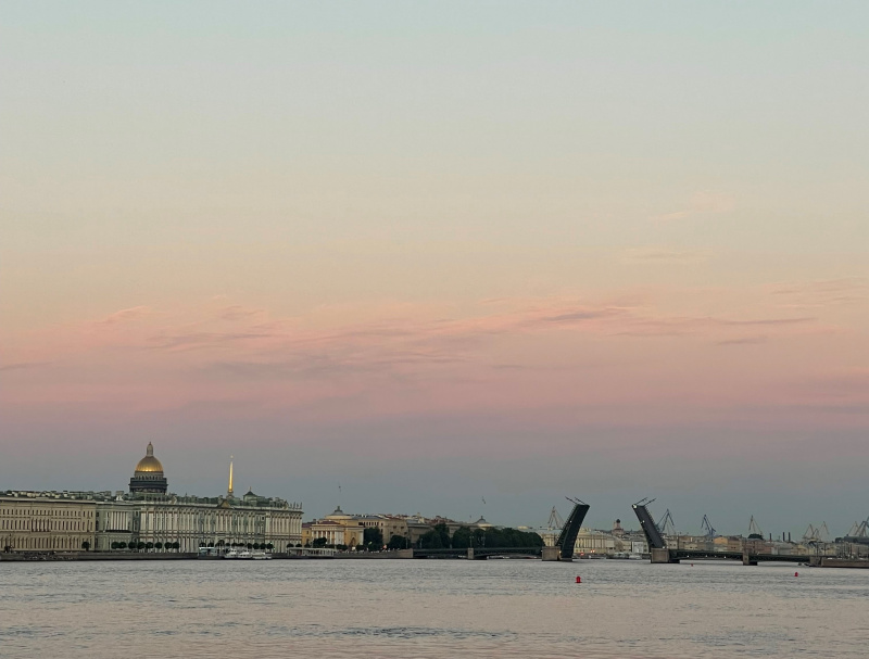 В Санкт-Петербурге снова ожидается сухая погода