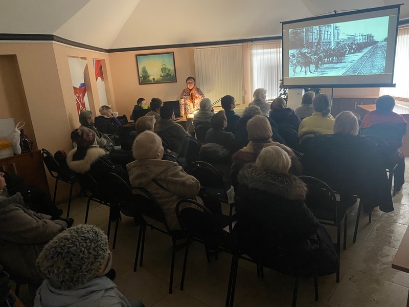 Лекция «Синеглазая царица Серебряного века»