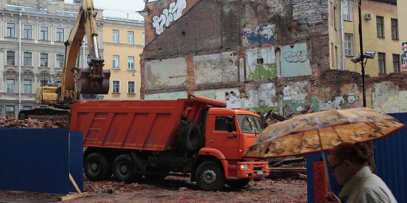Запрет самовольных сноса и реконструкции вступает в силу