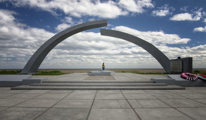 Уважаемые ветераны и жители блокадного Ленинграда! Дорогие друзья!