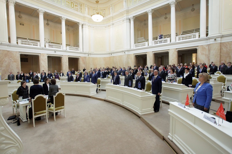 Первое заседание депутатов Законодательного Собрания Санкт-Петербурга 6-го созыва