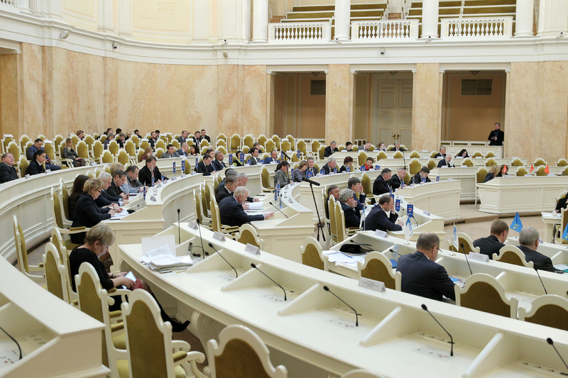Заседание Законодательного Собрания Санкт-Петербурга.