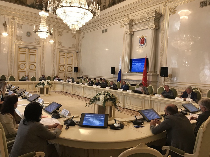 Депутатские слушания в Белом зале Мариинского дворца
