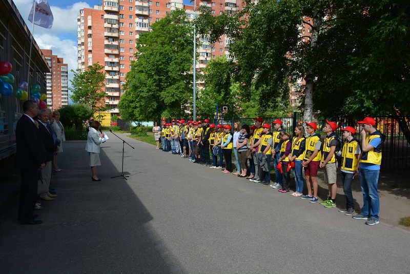 Начал работу летний трудовой отряд